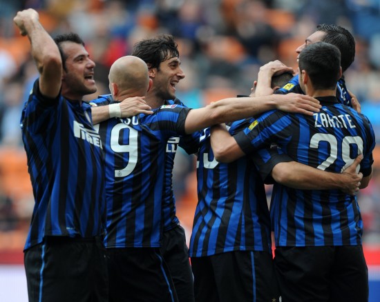 邮报整理C罗豪车收藏：有多辆布加迪，最贵的车价值850万英镑（邮报盘点C罗名车库：布加迪不止一辆，顶级车型价值850万英镑）