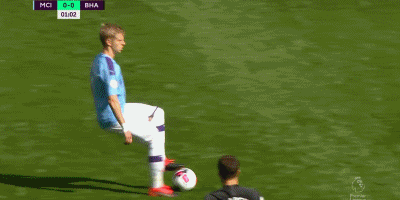 澳超战报：科斯格罗夫双响，九人奥克兰FC2-1惠灵顿凤凰