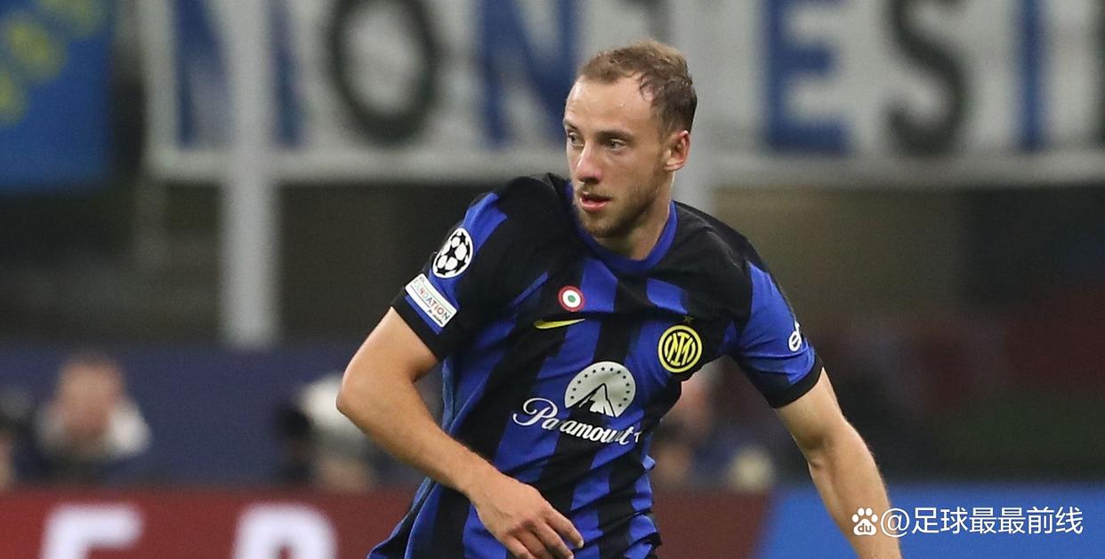 东体：申花有3名外援合同到期，与广岛一战是最后机遇