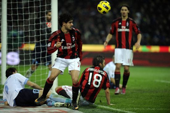 周定洋：亚冠精英赛首个客场积分，为流汗拼搏的小伙子们自豪（周定洋：亚冠精英赛客场首分到手，为拼搏流汗的队友们骄傲）