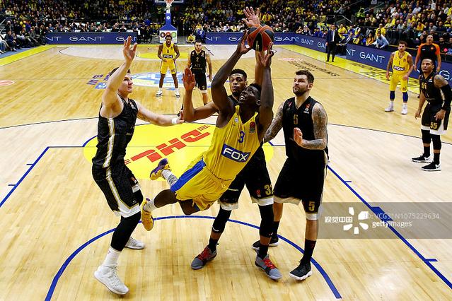 埃贝尔：戴维斯复出值得庆祝，格纳布里续约进展非常顺利（埃贝尔：戴维斯回归令人欣喜，格纳布里续约进展顺利）