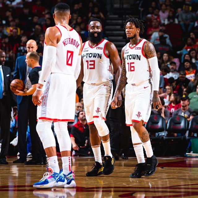 记者：皇马无法在1月激活帕斯的回购条款，且尚未考虑让其回归（皇马无法在1月启用帕斯回购条款，且暂未考虑召回）