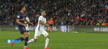 安布：邵佳一与此前的混乱划清界限，是国足非常好的主帅人选（安布称：邵佳一已与过去的混乱切割，堪为国足主帅上佳人选）