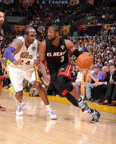 李璇：邵佳一内心坚定，对带国足可能承受的压力，应该有预期（李璇：邵佳一意志坚定，对执教国足的压力心中有数）